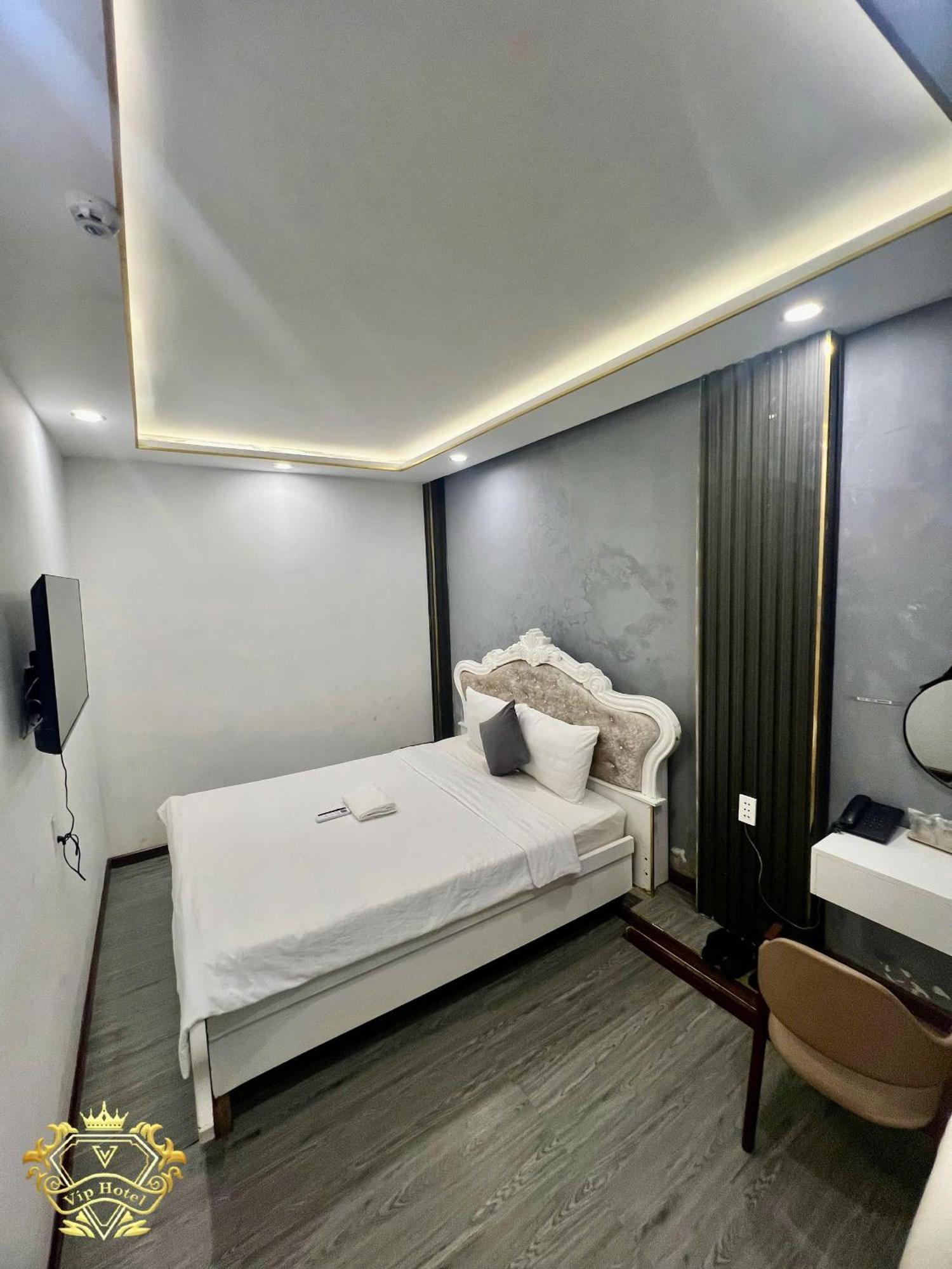 Vip Hotel Ho Chi Minh City Exterior photo