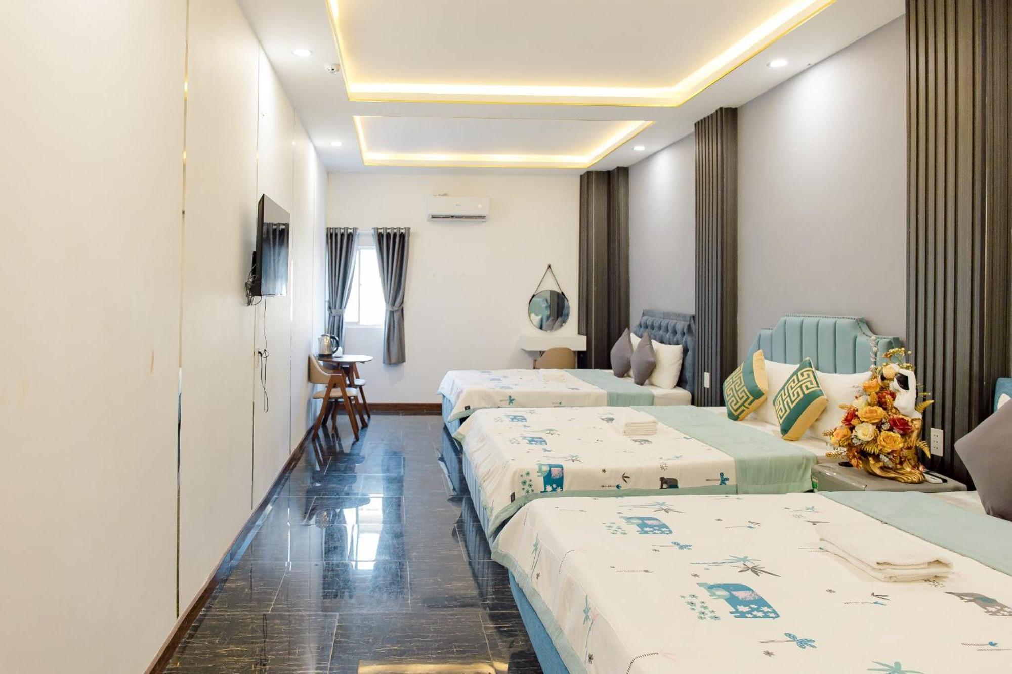 Vip Hotel Ho Chi Minh City Exterior photo